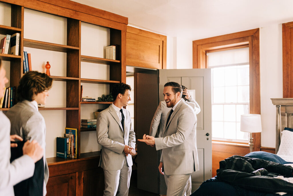 groomsmen getting ready
